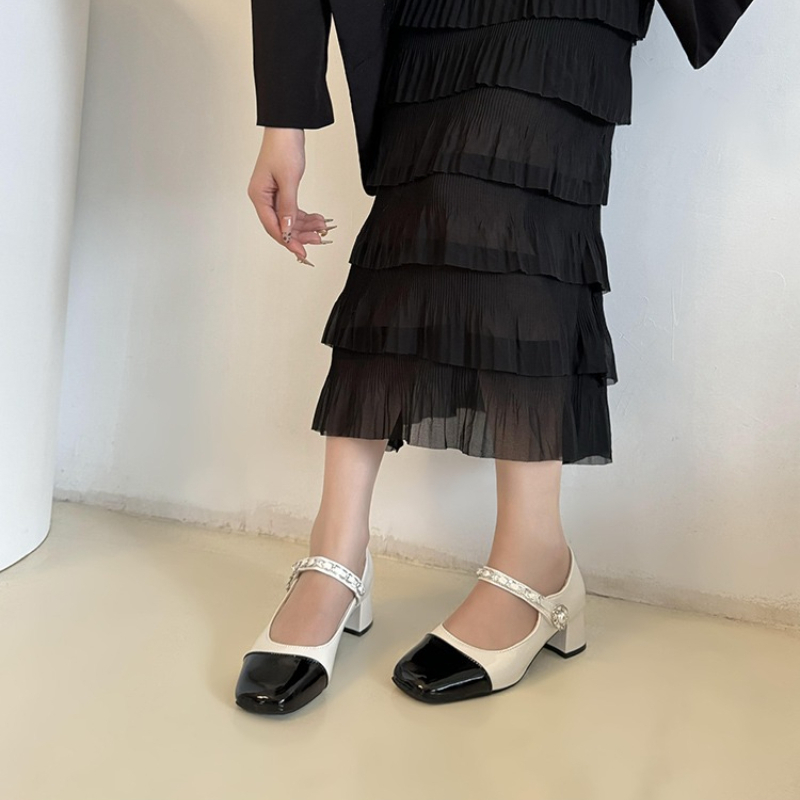 2026 Pearl Clasp Thick-Topped  - Women Formal Wear Black And White review and price